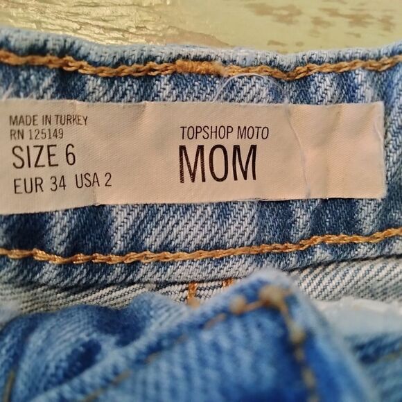 Topshop Moto MOM Denim Shorts US Size 2 Cut Off and Distressed - Picture 4 of 10